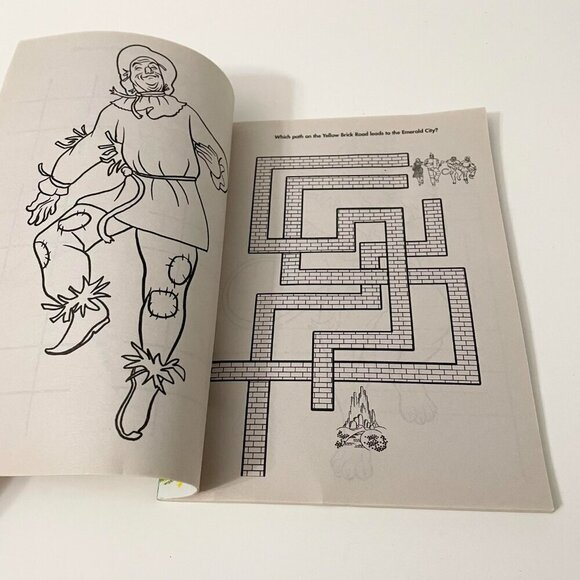 The Wizard of Oz The Emerald City Coloring and Activity Book - Picture 10 of 16